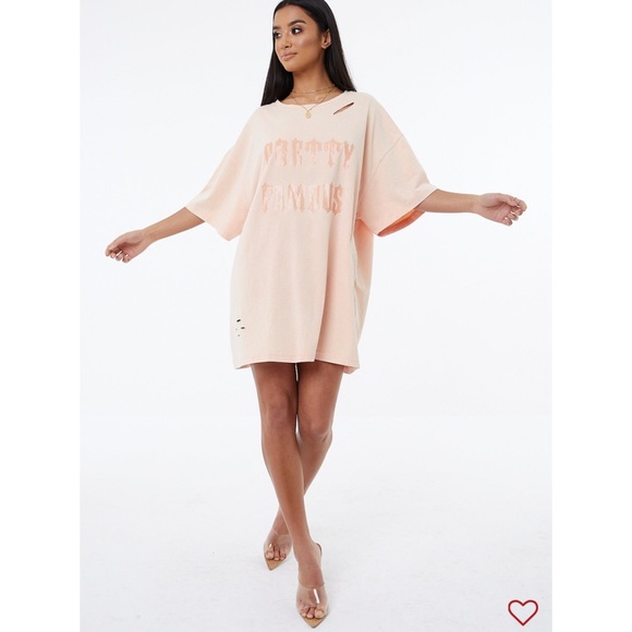 PRETTY FAMOUS DISTRESSED T-SHIRT DRESS - Picture 2 of 4